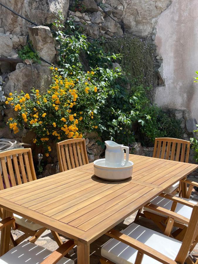 The Secret Garden Villa Forza d'Agro Exterior photo